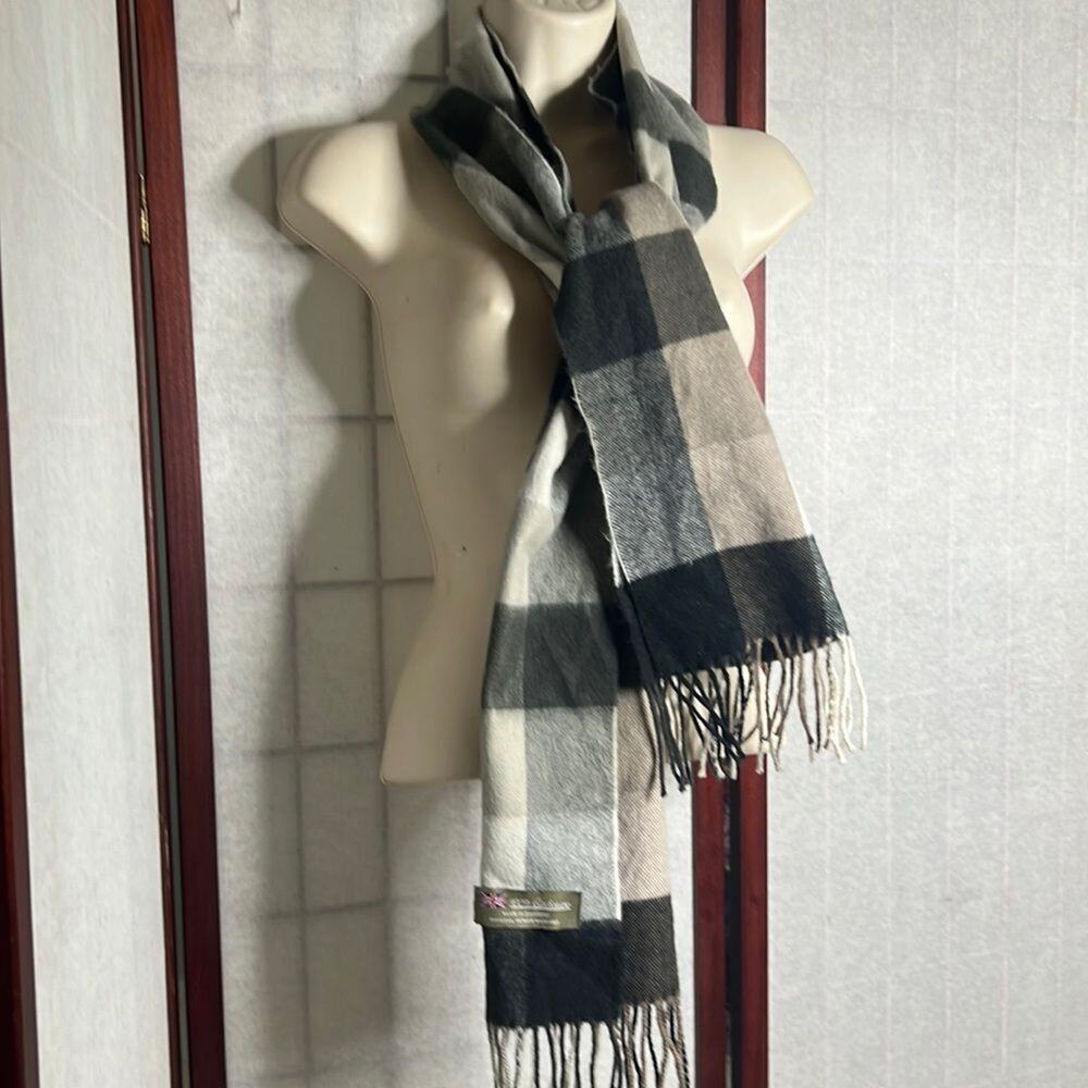 CASHMERE NECK SCARF MADE IN SCOTLAND 71in LG W12 in